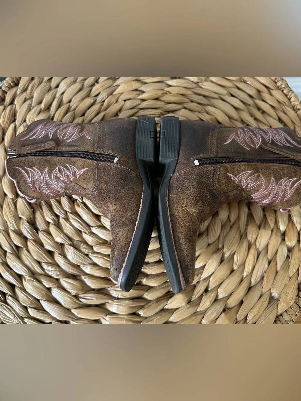 Ariat brand kids